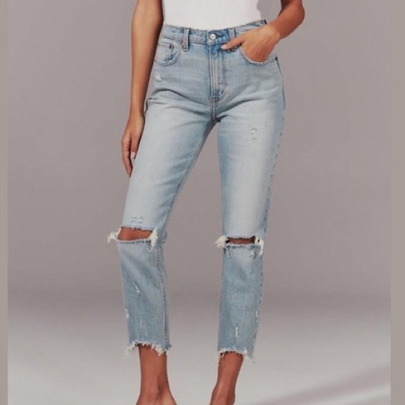 Abercrombie & Fitch Denim - Abercrombie & Fitch High Rise Mom Jean Destroyed Ripped Frayed Hem